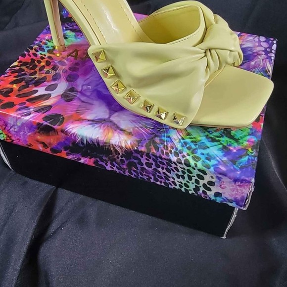 Cape Robbin Heels Size 8 Darian Style Lime - Picture 3 of 8